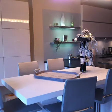 Maison De L'esplanade Гостевой дом 3*